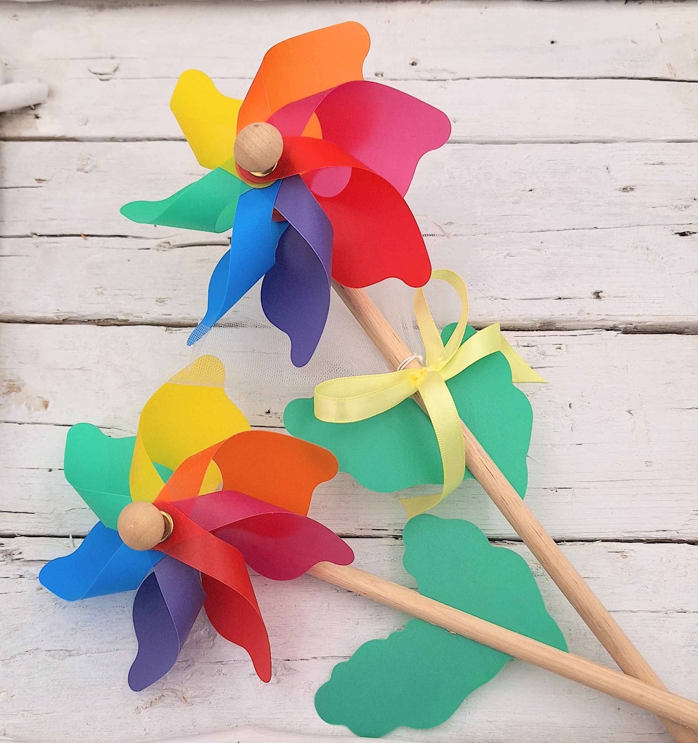 Ανεμόμυλος λουλούδι σε ξύλινο stick