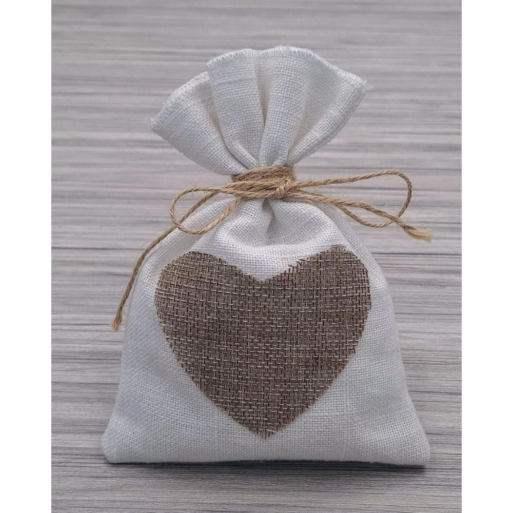 Μπομπονιέρα πουγκί λινό με καρδιά